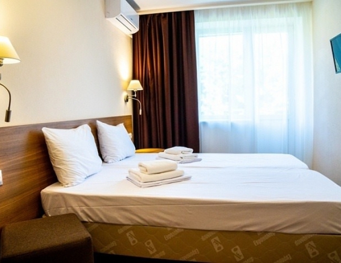 Стандарт с видом на парк (корп.1,2) - Парк-отель «Небуг»